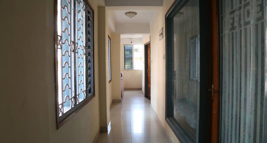 Hotel Diamond & Garden Restaurant, Siliguri 4